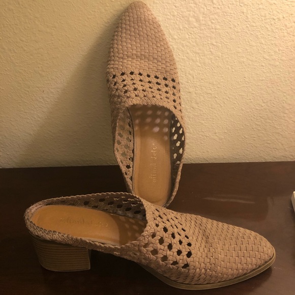 Mules - Picture 3 of 5